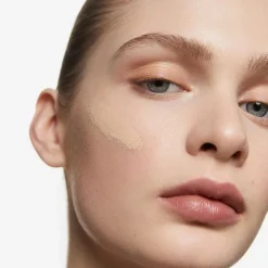 Skin Focused Care Face Foundation SPF50+ 302 Ivory Beige 30 ml-INGLOT Clearance