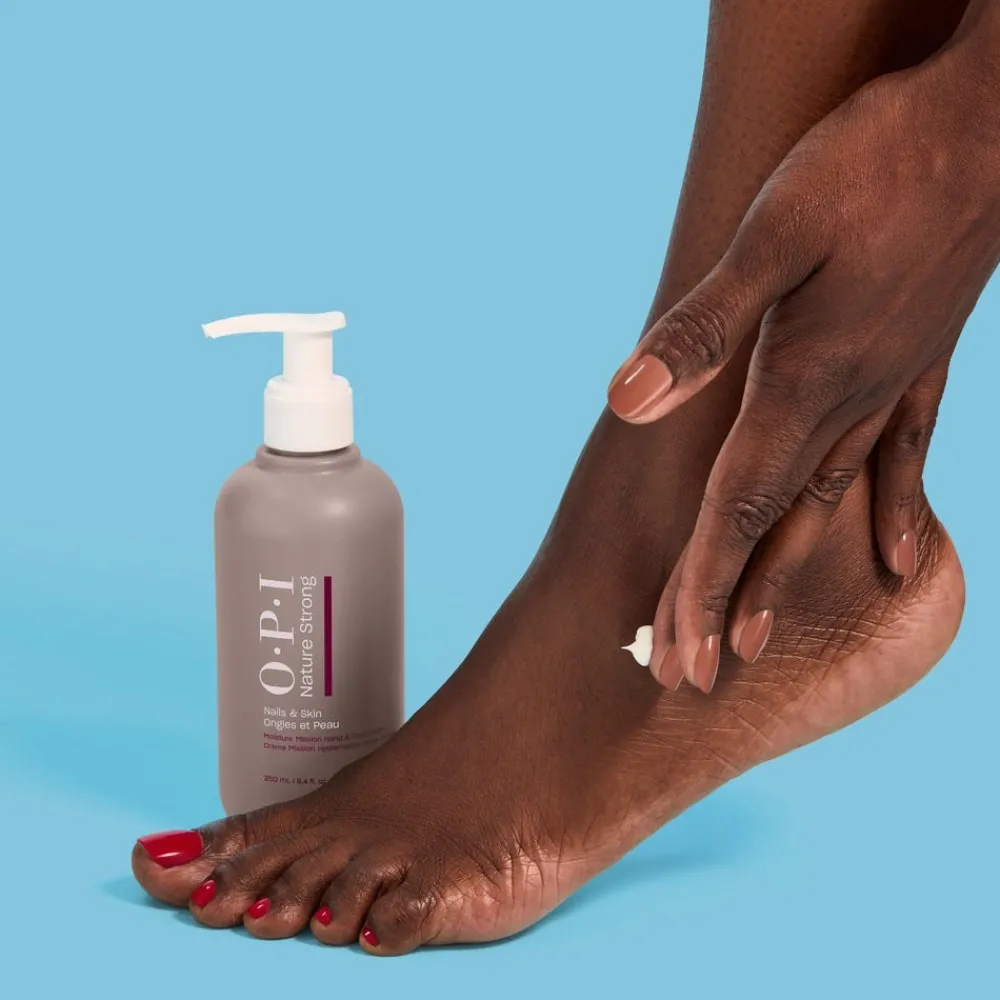 OPI Nagelpflege|Nature^Natur Strong Nails & Skin Moisture Mission Hand & Foot Cream 250 ml