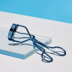 Tweezerman Wimpern & Brauen|Gesicht|Wimpernzange Classic Bell Bottom Blue