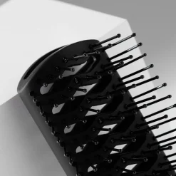 Vent Brush-VARIS Clearance